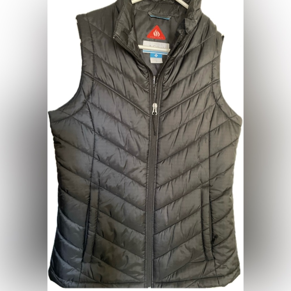 Columbia Puffer Vest